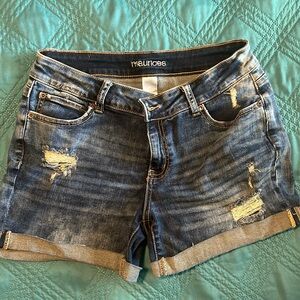 Maurice’s denim shorts